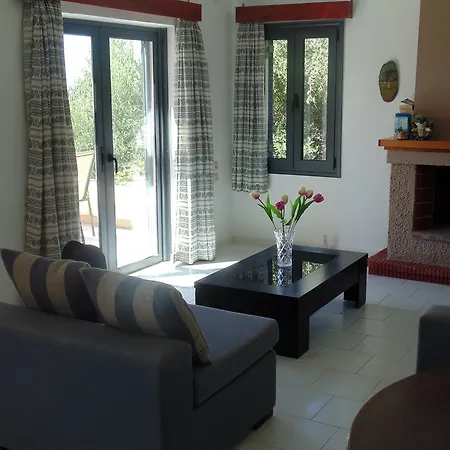 Apartment Terpsichori And Kalamaki (Chania)